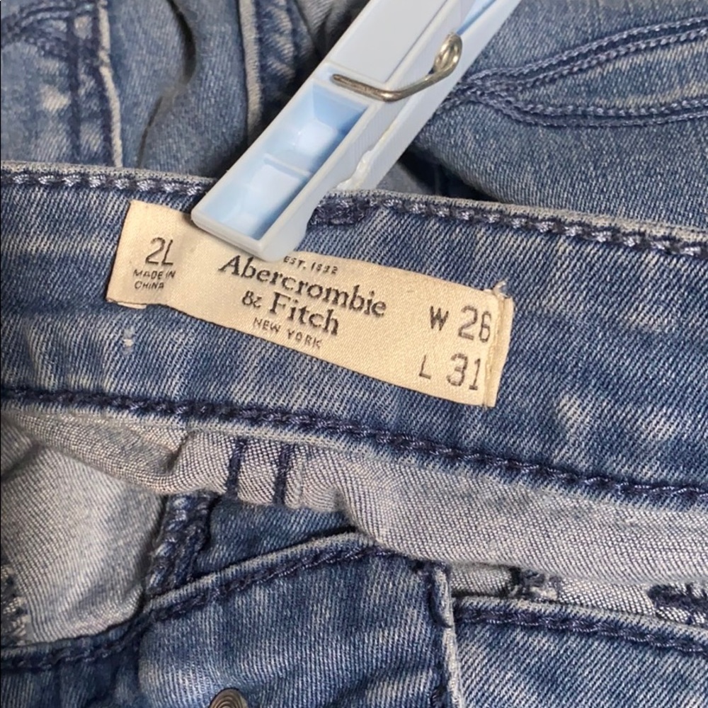🥳 Host Pick 🥳 - Abercrombie & Fitch Distressed + Worn Jeans - Picture 3 of 16